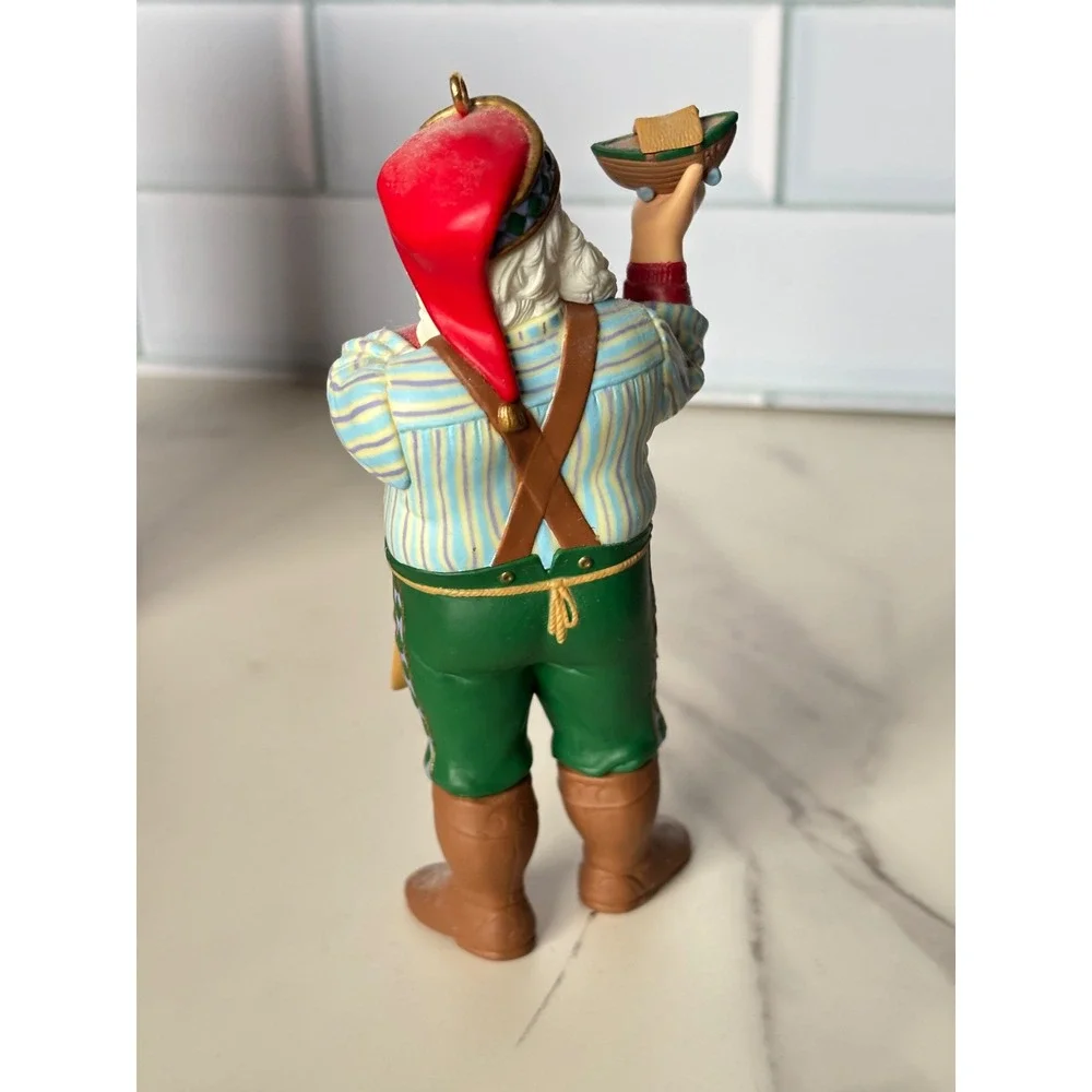 Hallmark Keepsake 1999 The Toymakers Gift Santa Membership Ornament Robert Chad